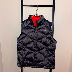 The North Face, XL Women’s Gun Metal Grey Puffer Vest
